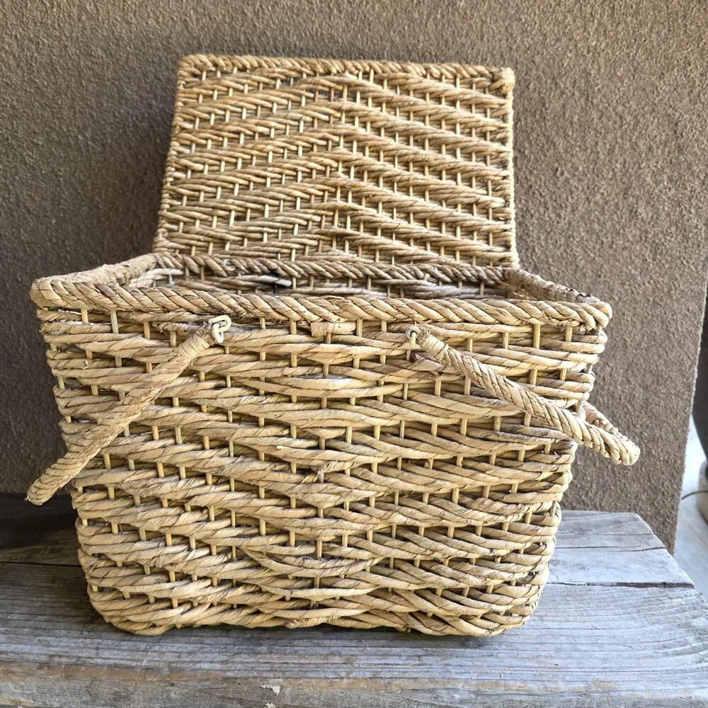 Picnic Basket Crate & Barrel New Vintage Never Used
